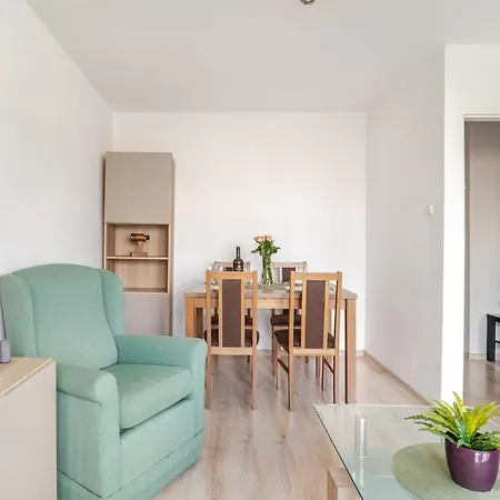 公寓 Varsovian Chic - Stylish 2br In Center With Balcony & Views 华沙