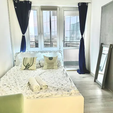 Apartman Varsovian Chic - Stylish 2br In Center With Balcony & Views *