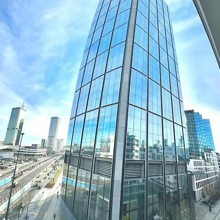 Varsovian Chic - Stylish 2br In Center With Balcony & Views Apartman Varsó