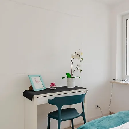 アパート Varsovian Chic - Stylish 2br In Center With Balcony & Views