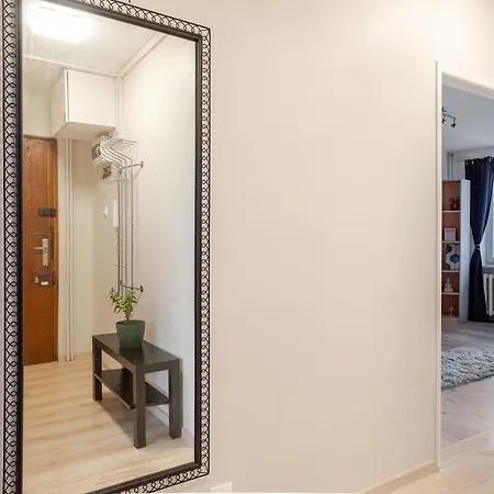 Varsovian Chic - Stylish 2br In Center With Balcony & Views Warsaw