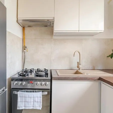 Varsovian Chic - Stylish 2br In Center With Balcony & Views Lejlighed *